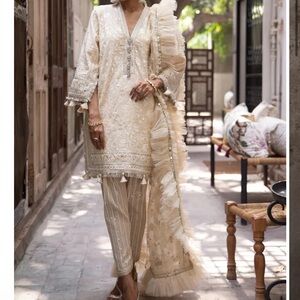 Zainab Zulfiqar Shalwar Kameez